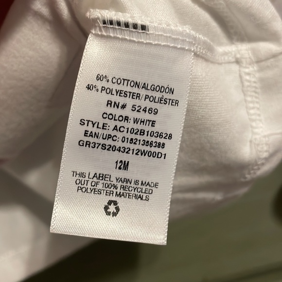 LOVE 12 Month Valentine Graphic T Top - Picture 3 of 4